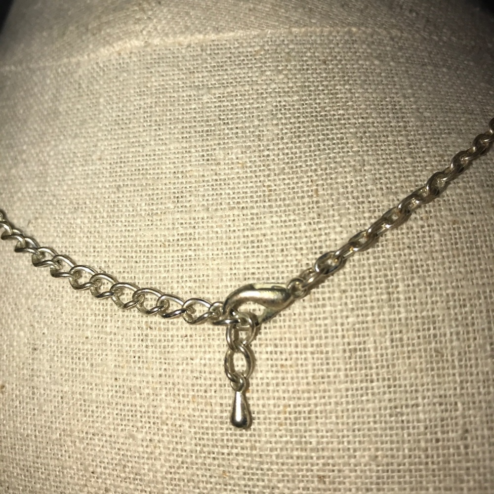 Necklace - Picture 3 of 7